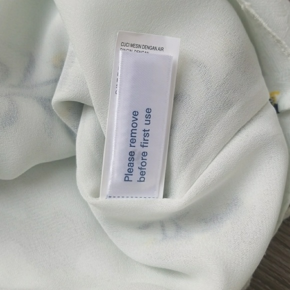 NWT Lucky Brand cold shoulder crop top - Picture 4 of 5